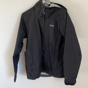 patagonia men’s windbreaker